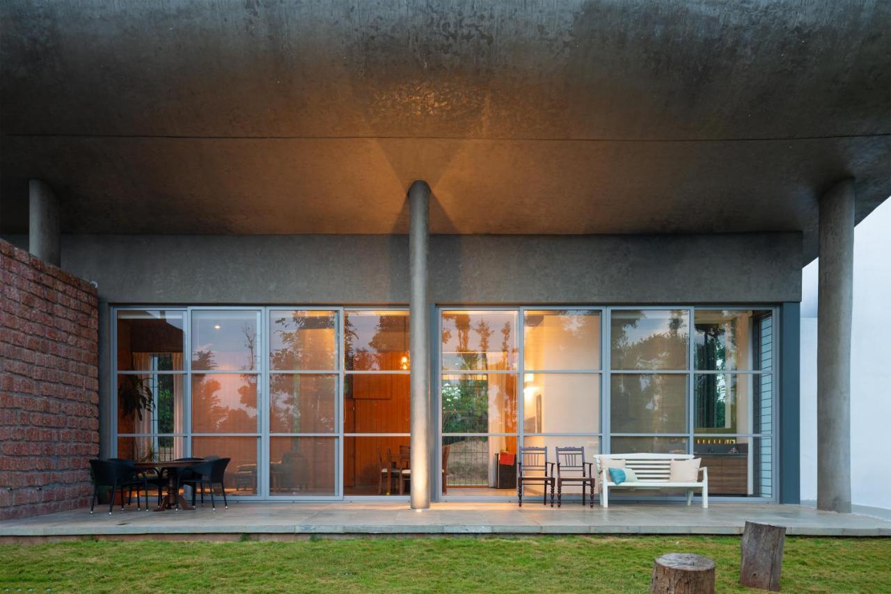Mudigere Saffronstays Cafella- A 3-Bdr Elliptical-Roof Villa In Chikmagalur מראה חיצוני תמונה