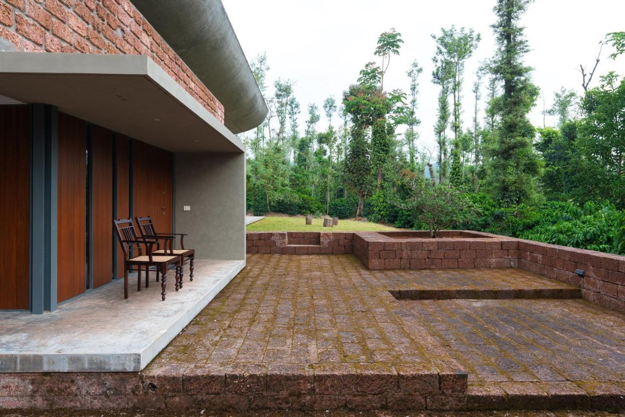 Mudigere Saffronstays Cafella- A 3-Bdr Elliptical-Roof Villa In Chikmagalur מראה חיצוני תמונה