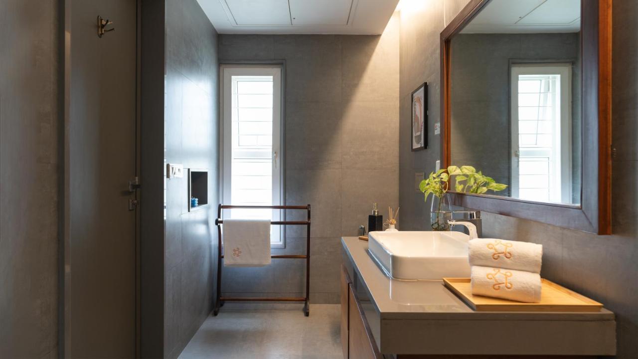 Mudigere Saffronstays Cafella- A 3-Bdr Elliptical-Roof Villa In Chikmagalur מראה חיצוני תמונה