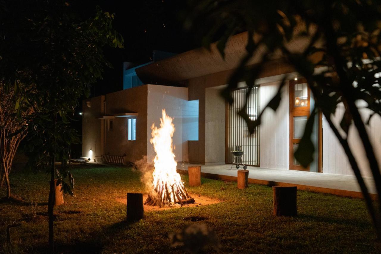 Mudigere Saffronstays Cafella- A 3-Bdr Elliptical-Roof Villa In Chikmagalur מראה חיצוני תמונה